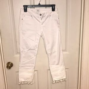 CROWN & IVY CAPRIS. SIZE O PETITE, fits like 0/2